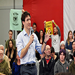 Trudeau stands up to tough crowd in Nanaimo